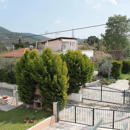 Ksenia's House In Toroni